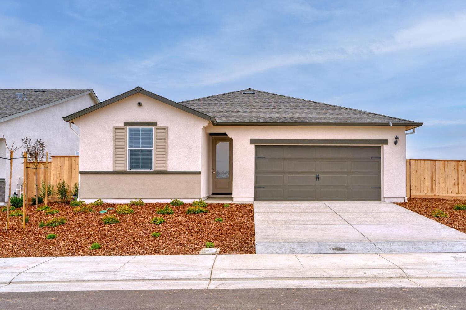 3421 Dillion Way — photo