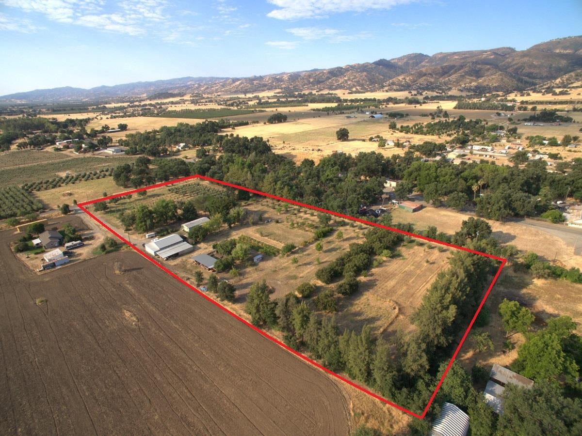17058 Road 57 — photo