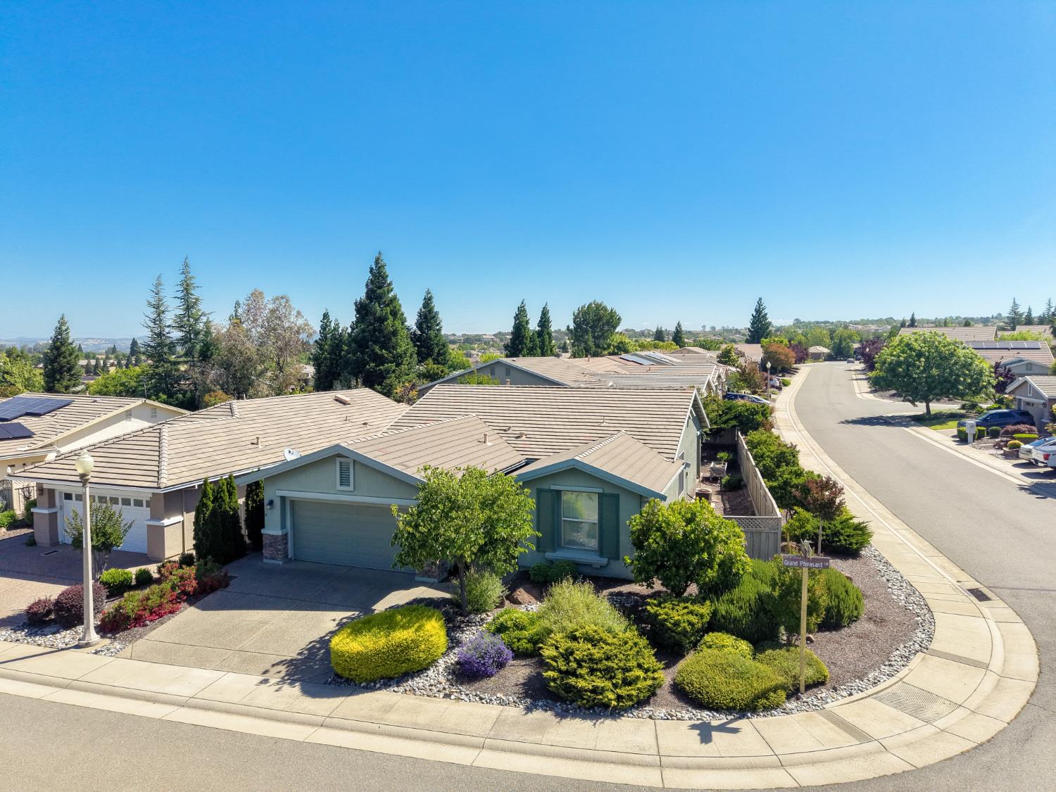 1579 Grand Pheasant Lane — photo