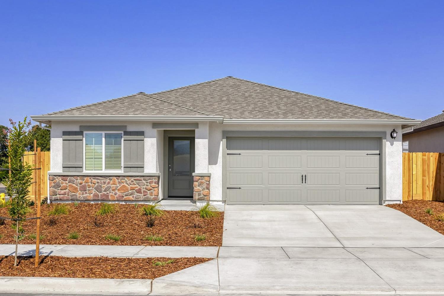 2215 Palmer Drive — photo