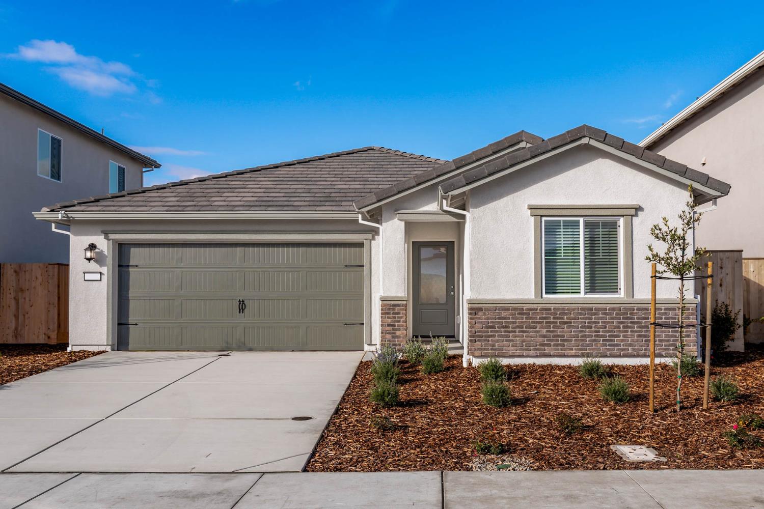 2268 George Court — photo