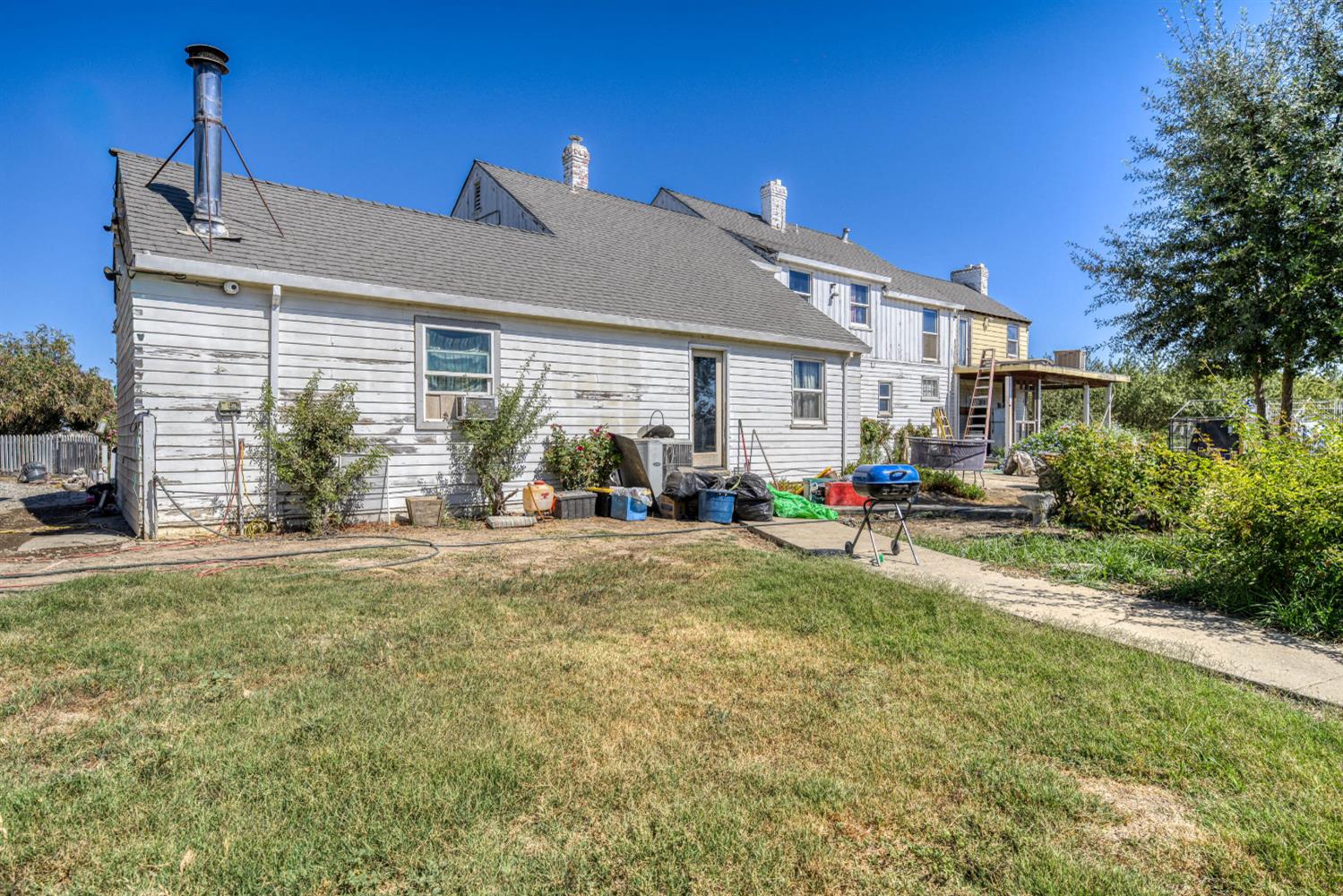 Home in Arbuckle, CA 95912 — photo 3