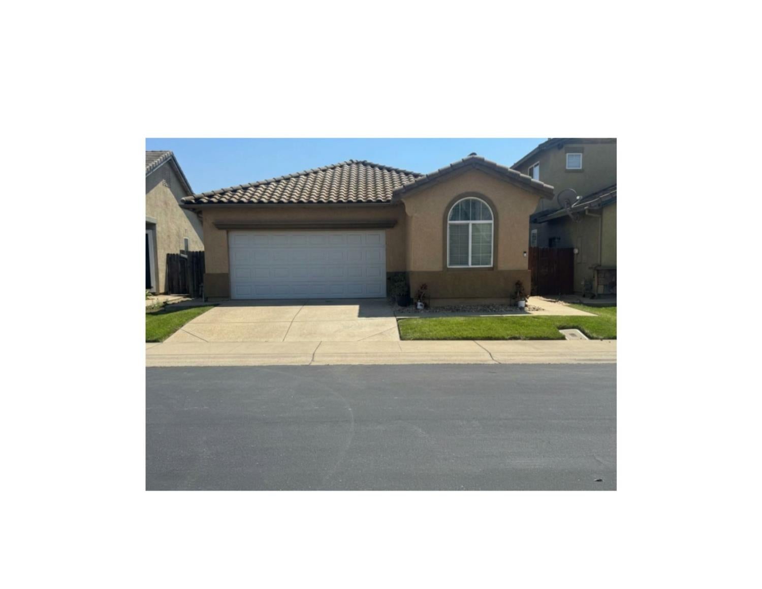 7545 Sun Willow Lane — photo