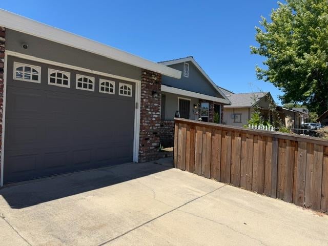 9670 N Jan Marie Way — photo