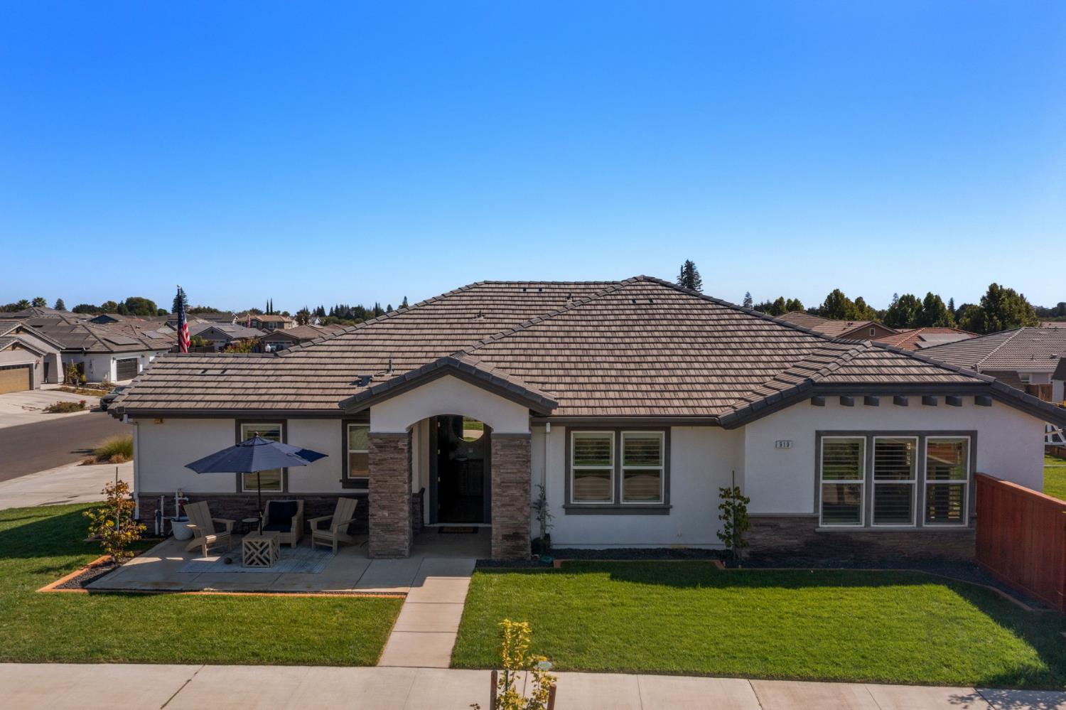 919 Taylor Street — photo
