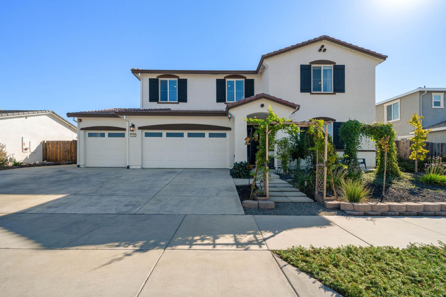 1308 Valley Oak Drive — photo