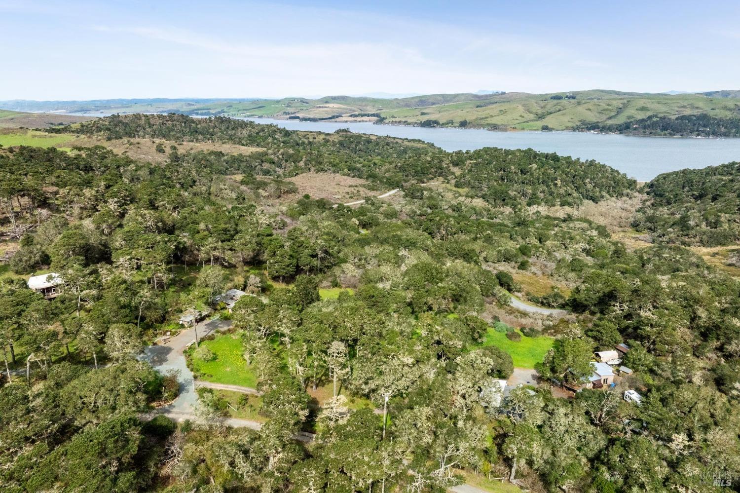 1208 Pierce Point Road — photo