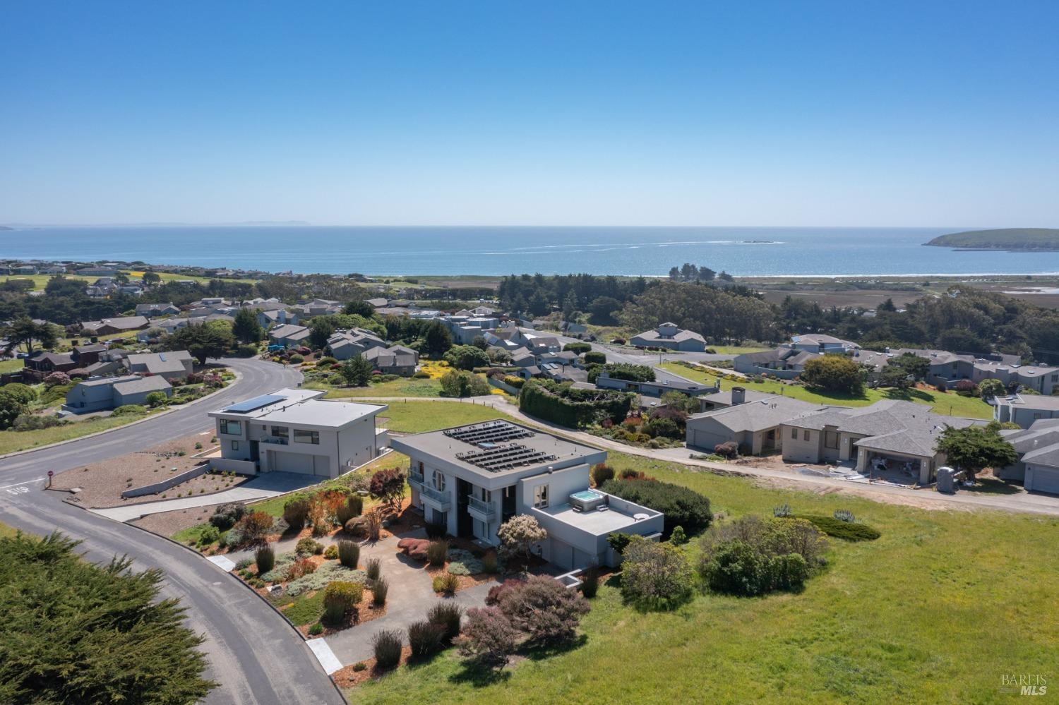 315 Mainsail Drive — photo
