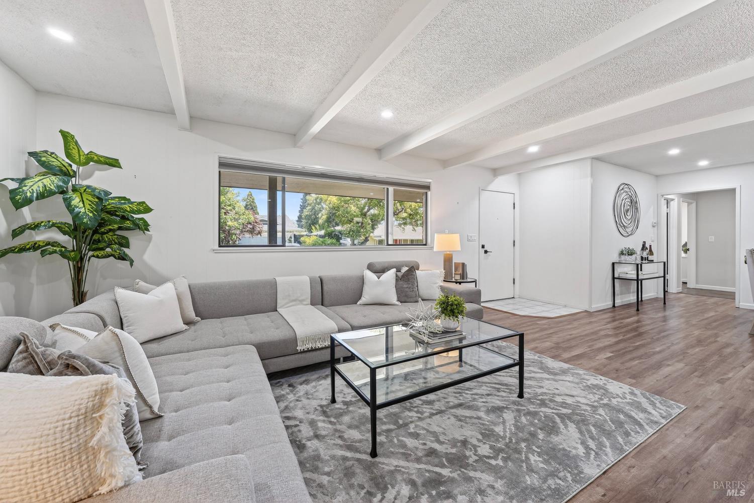 1819 Spring Mountain Court — photo