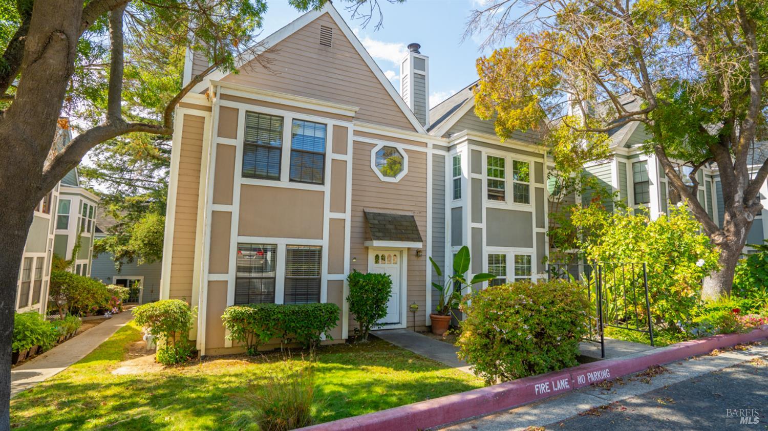 777 Military E — photo