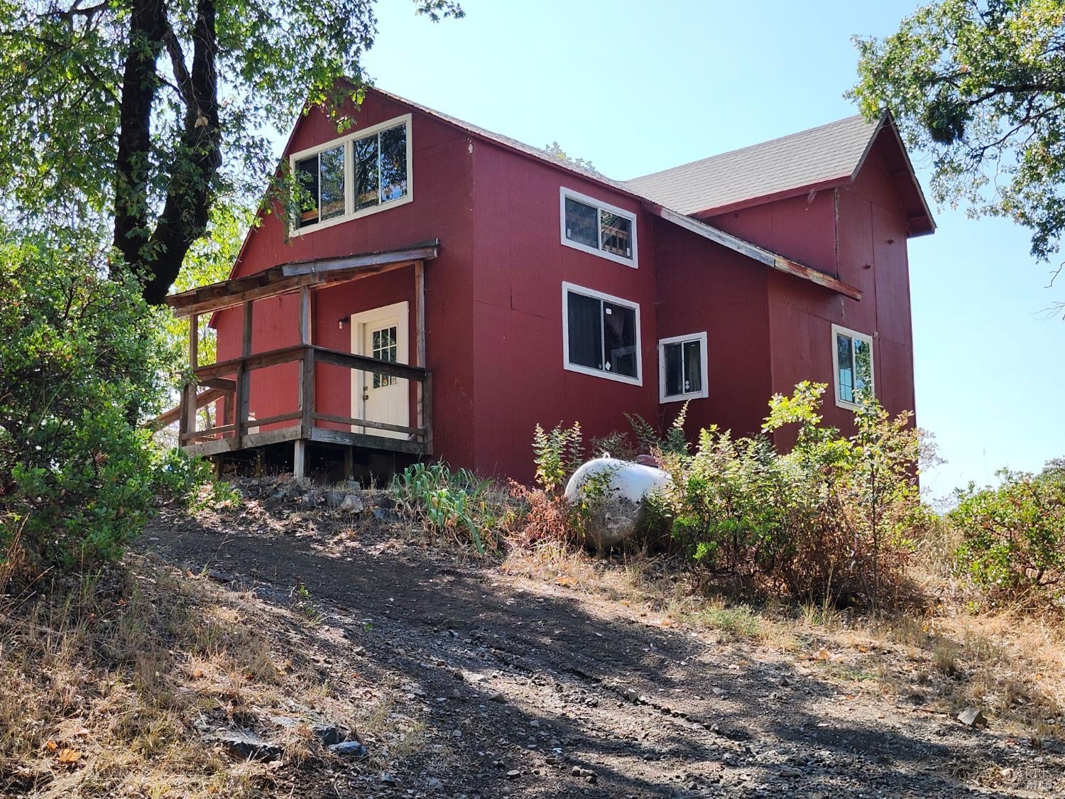 5635 Iron Peak Road — photo