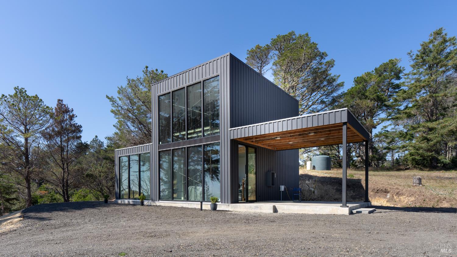30101 S Hwy 1 — photo