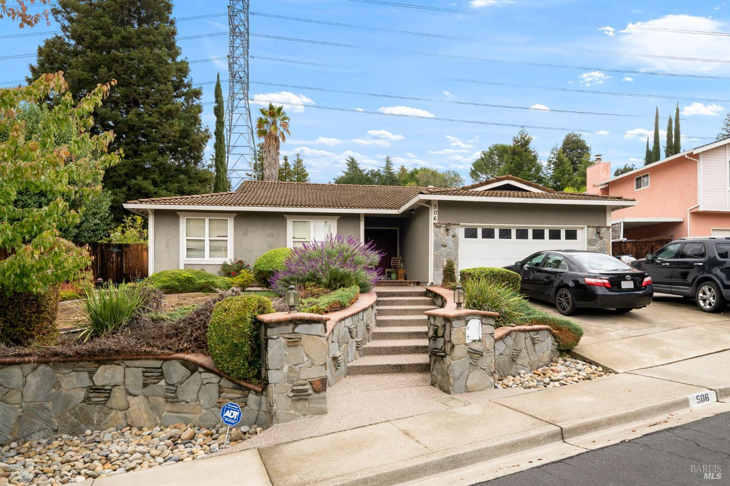506 Midway Court — photo