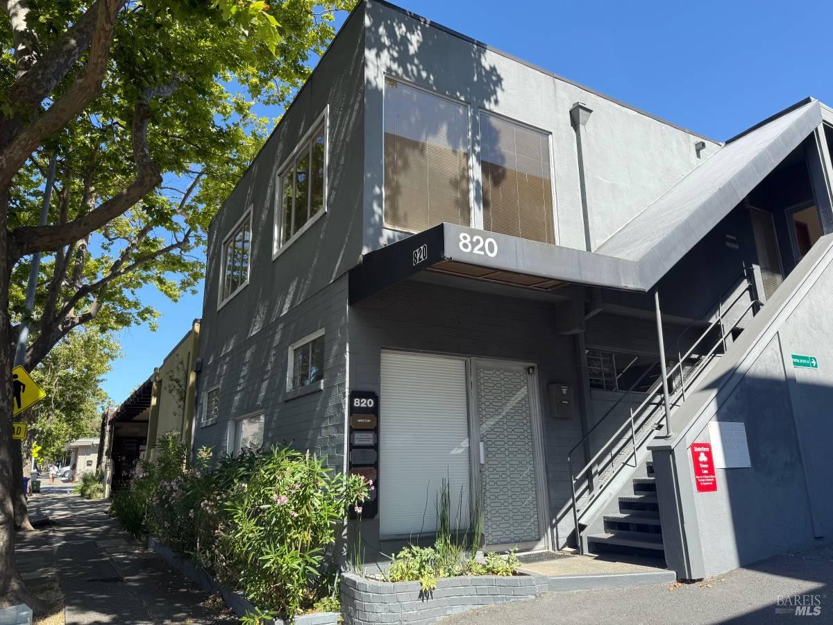 820 5th Avenue #C — photo