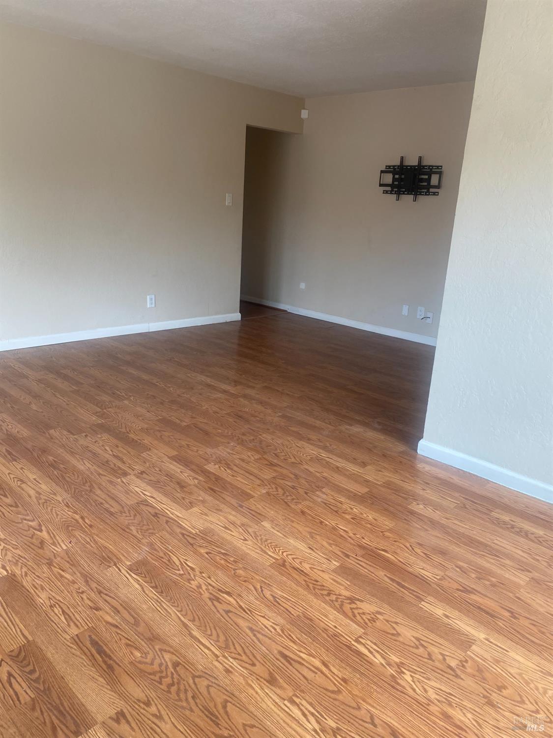 2304 Peppertree Way #4 — photo
