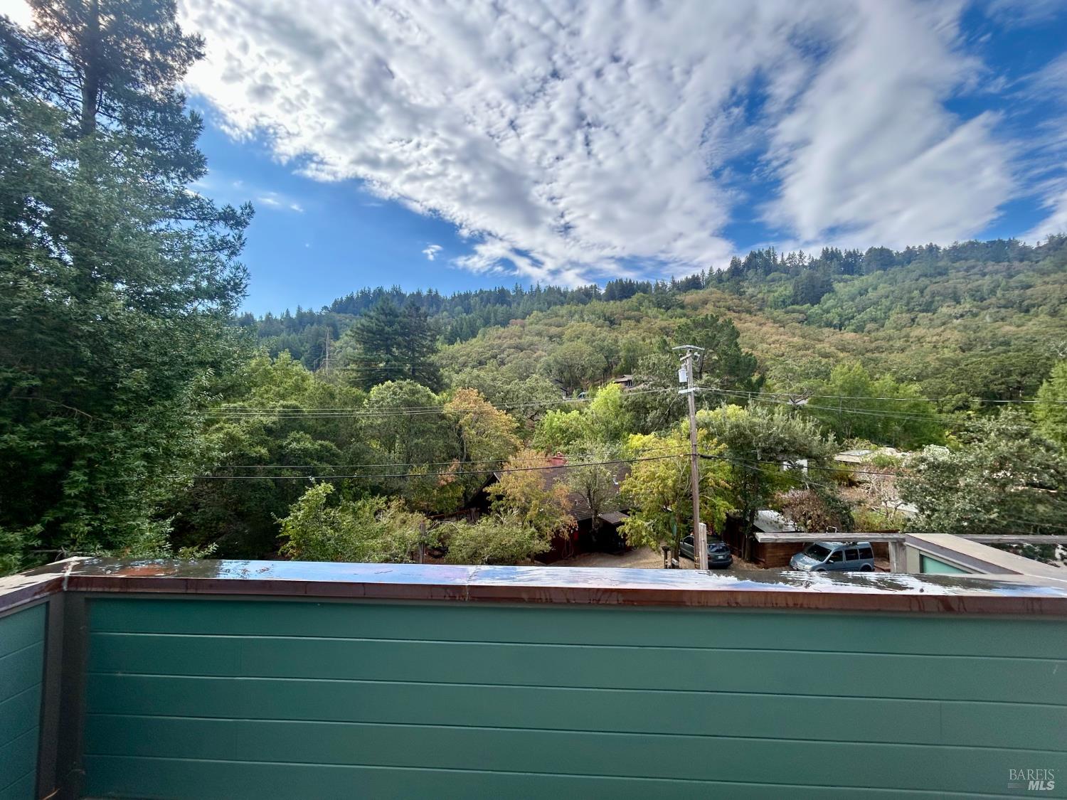 572 Cascade Drive — photo