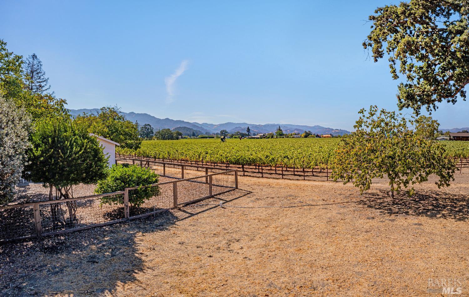 1234 Davis Lane — photo