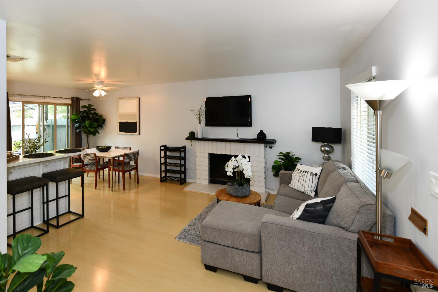 1118 Marina Drive — photo
