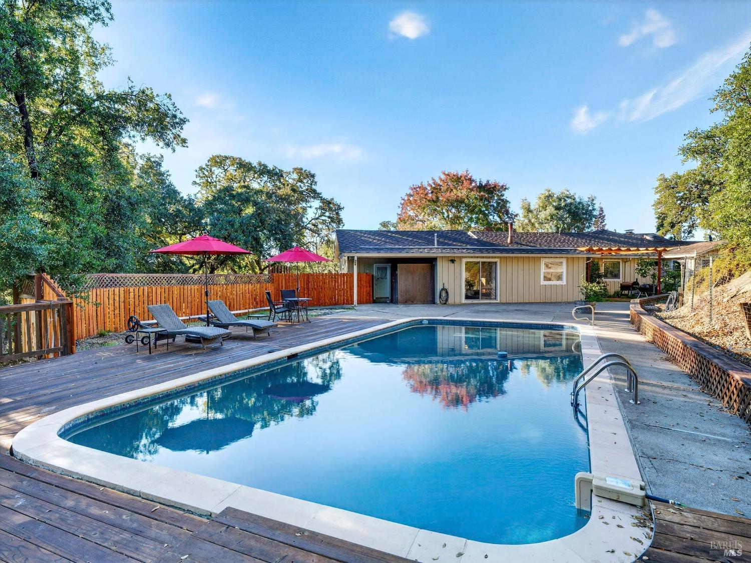 351 View Drive — photo