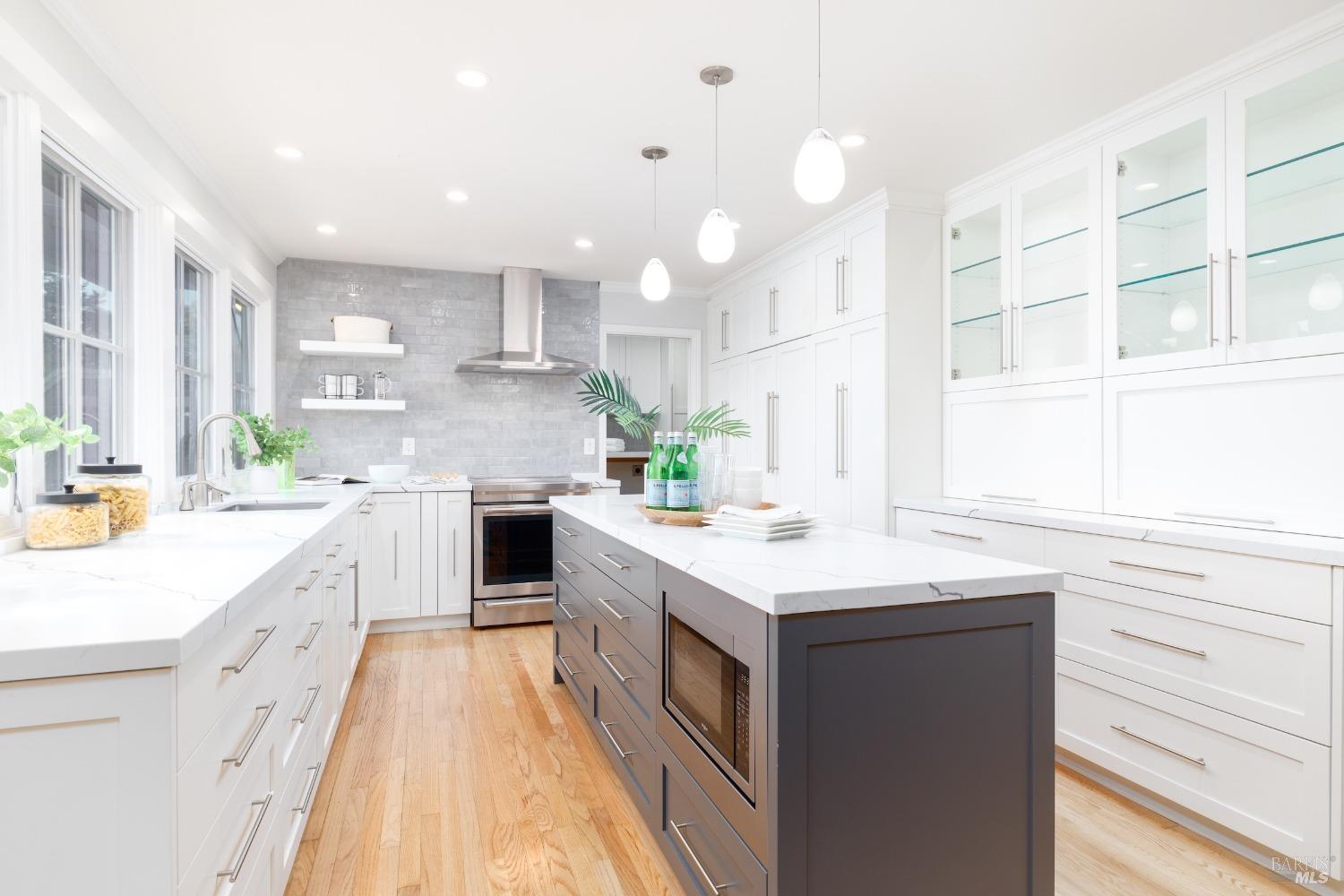 4713 Circle B Place, Santa Rosa, CA 95405