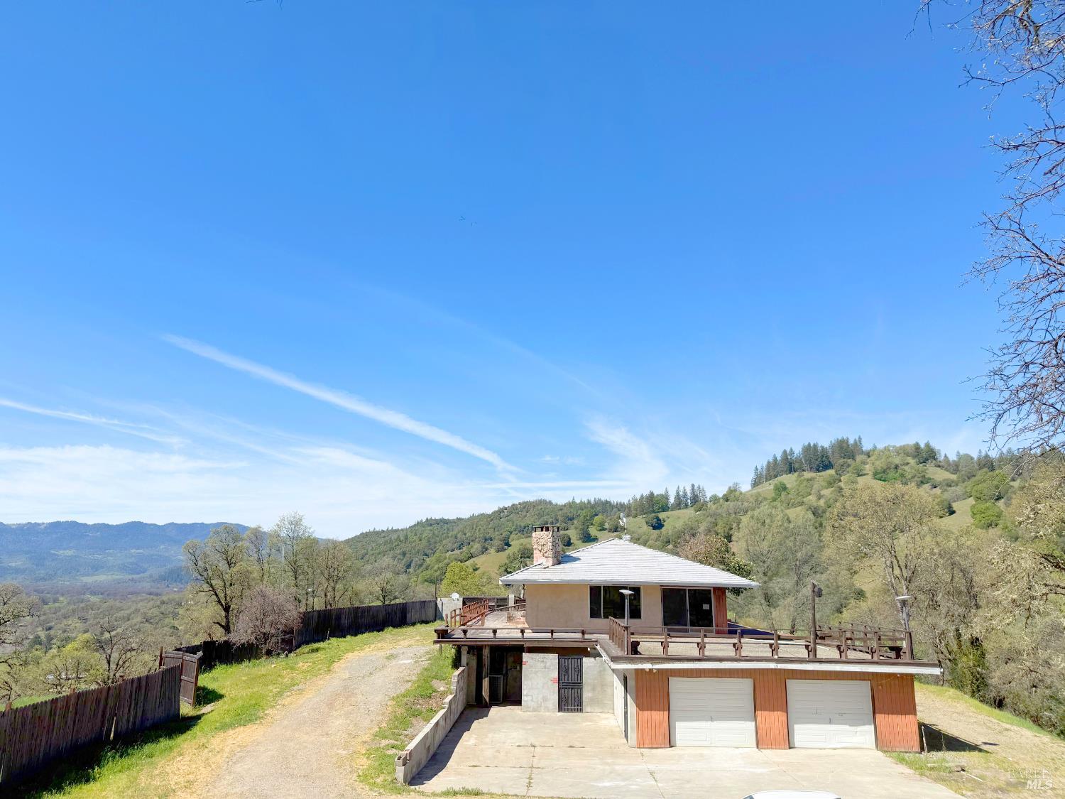 27150 Mendocino Pass Road — photo
