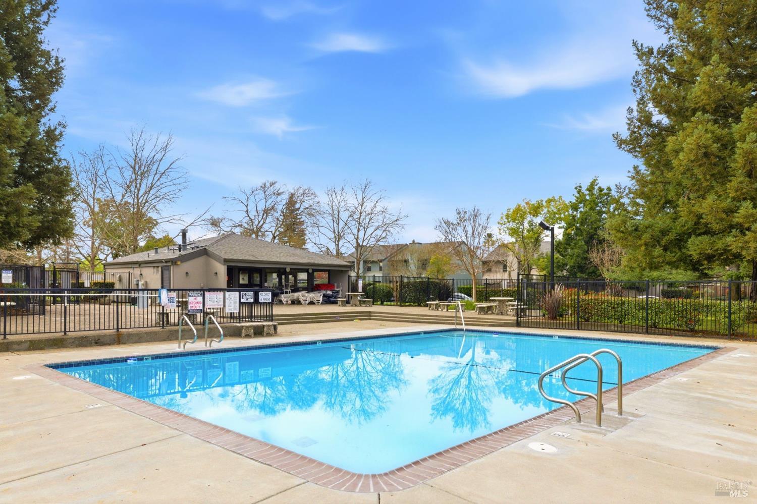 3552 Shelter Creek Drive — photo