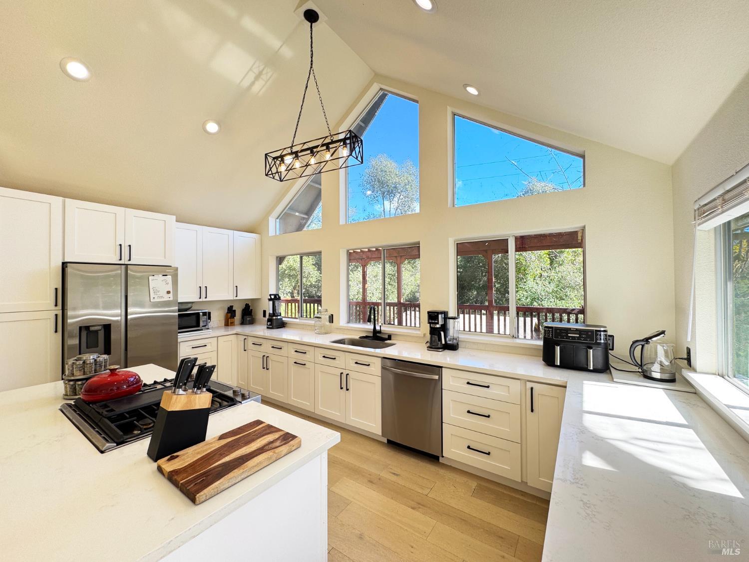 14605 Tomki Road — photo