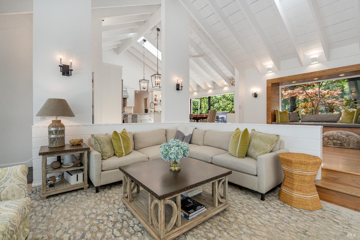 807 Wild Oak Drive — photo