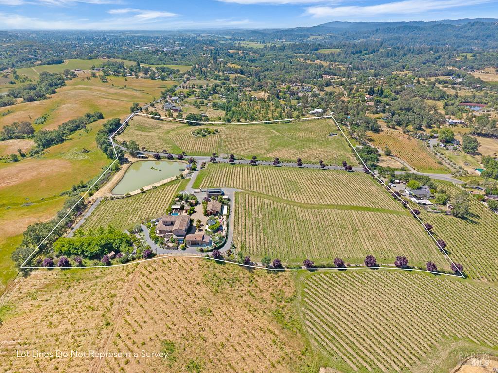 Home in Healdsburg, CA 95448 — photo 2