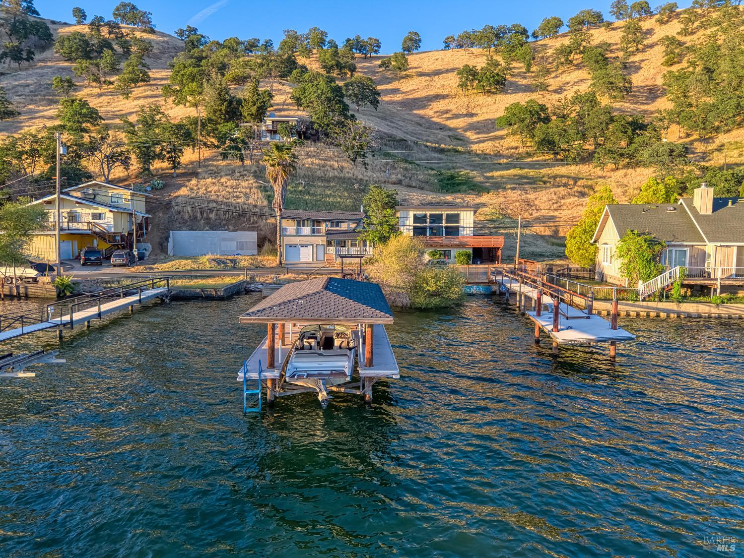 12620 Lakeshore Drive — photo