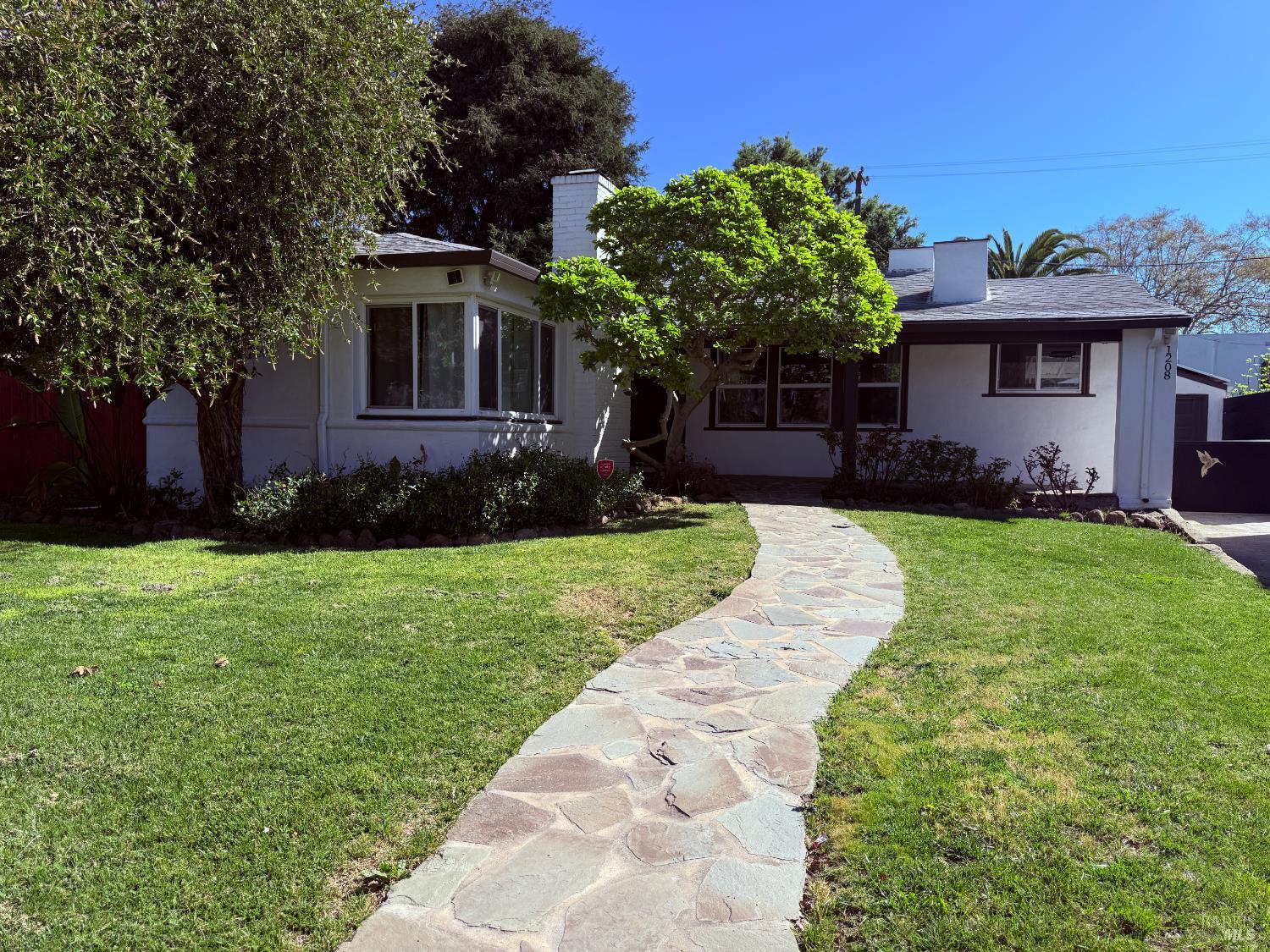 1208 Amador Street — photo