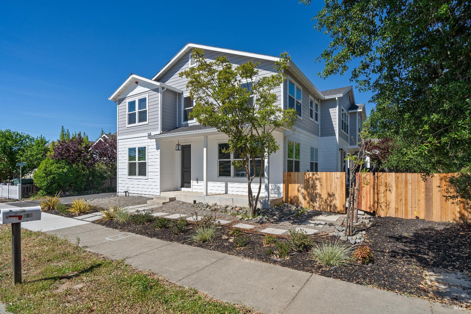 109 Paul Wittke Drive — photo
