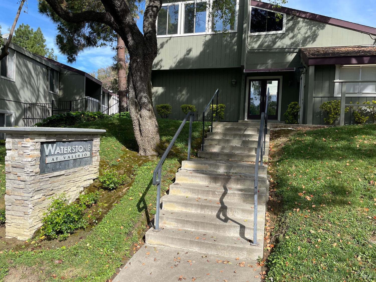 1333 N Camino Alto #130 — photo