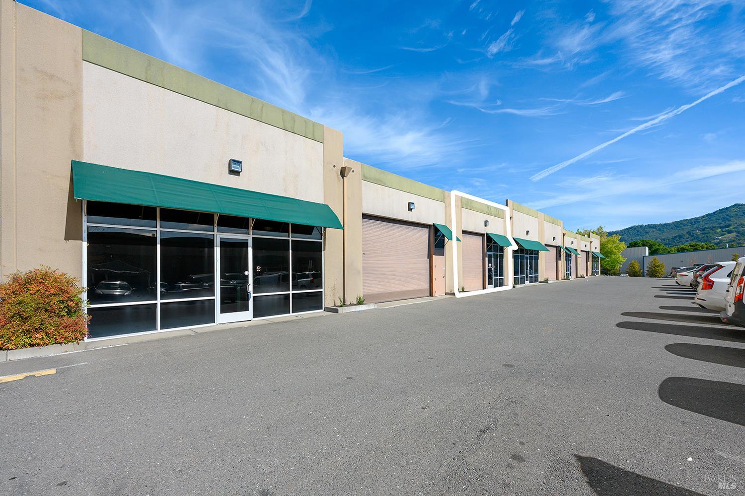 595 Santana Drive #C - E — photo