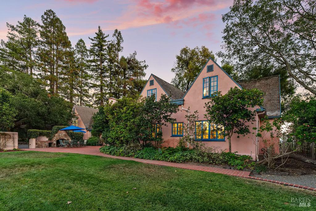 1212 N Fitch Mountain Road — photo