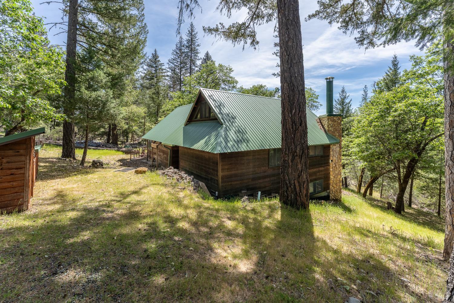 3269 Muir Lane — photo