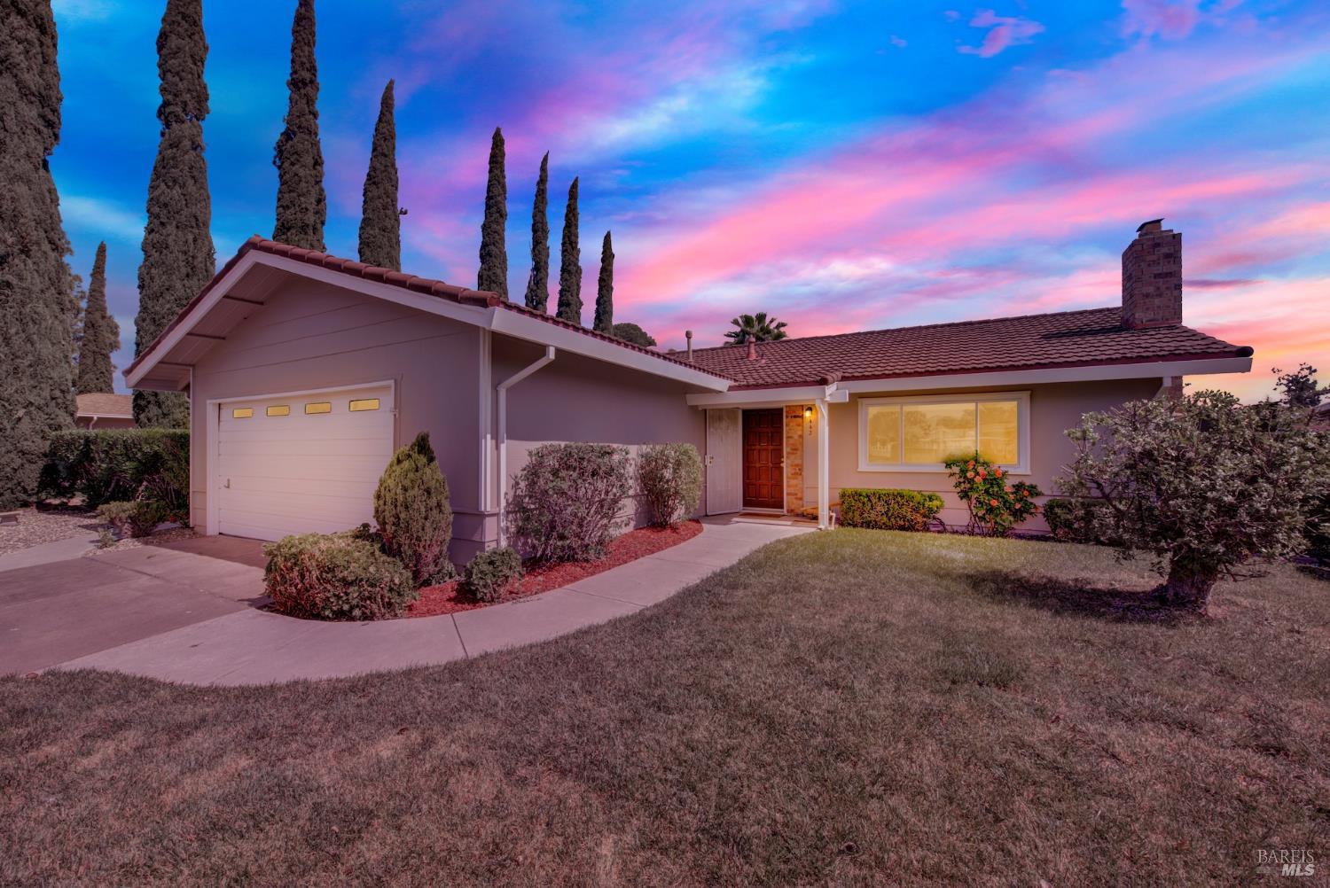 442 Yellowstone Drive — photo