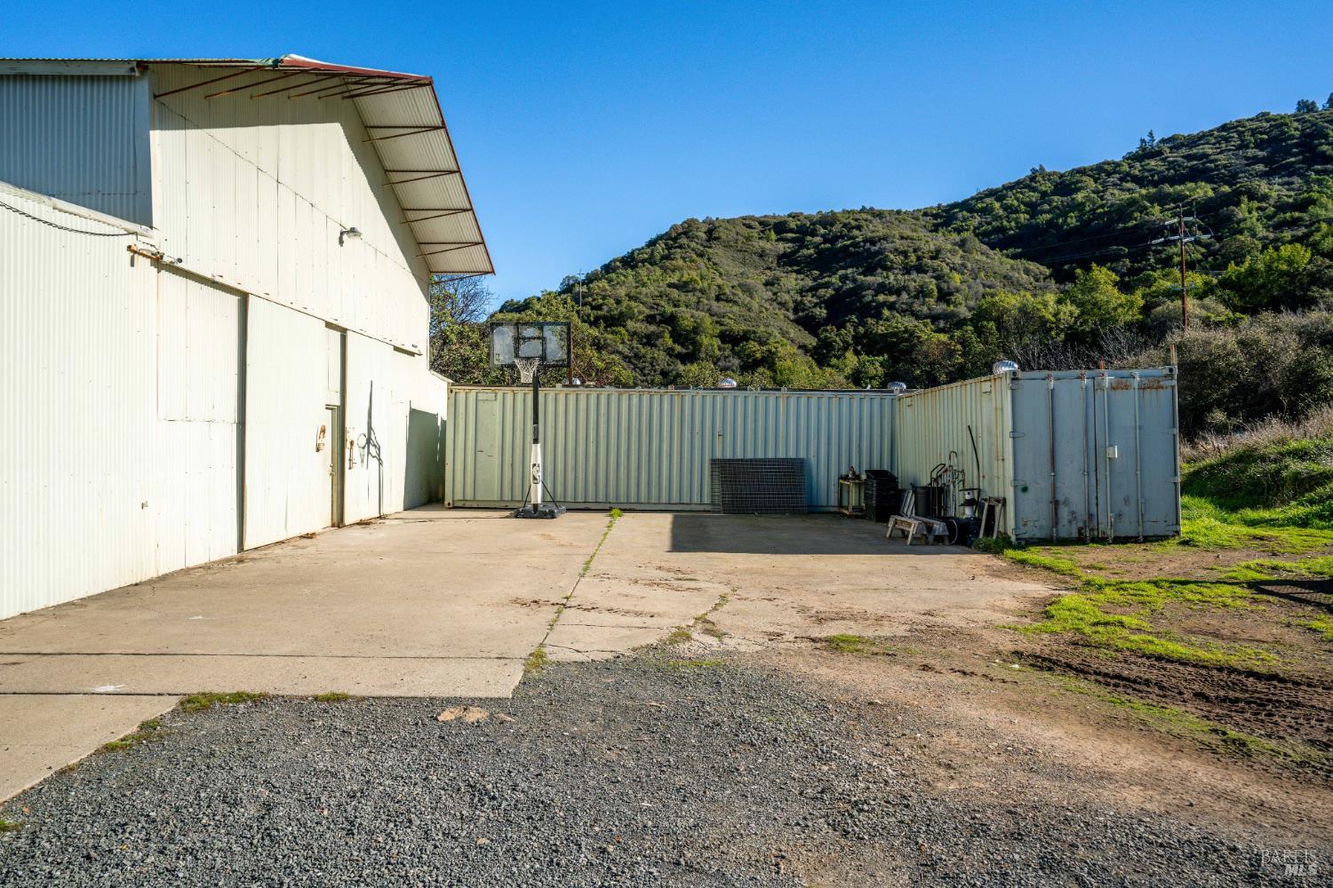 Home in Hopland, CA 95449 — photo 2