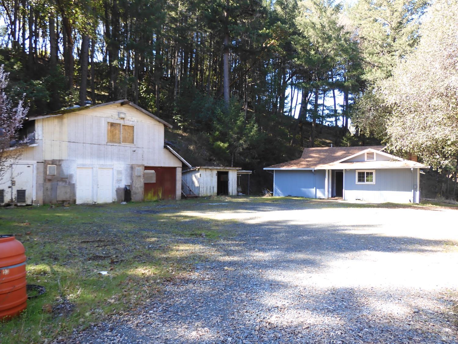 500 Woodman Creek Road — photo