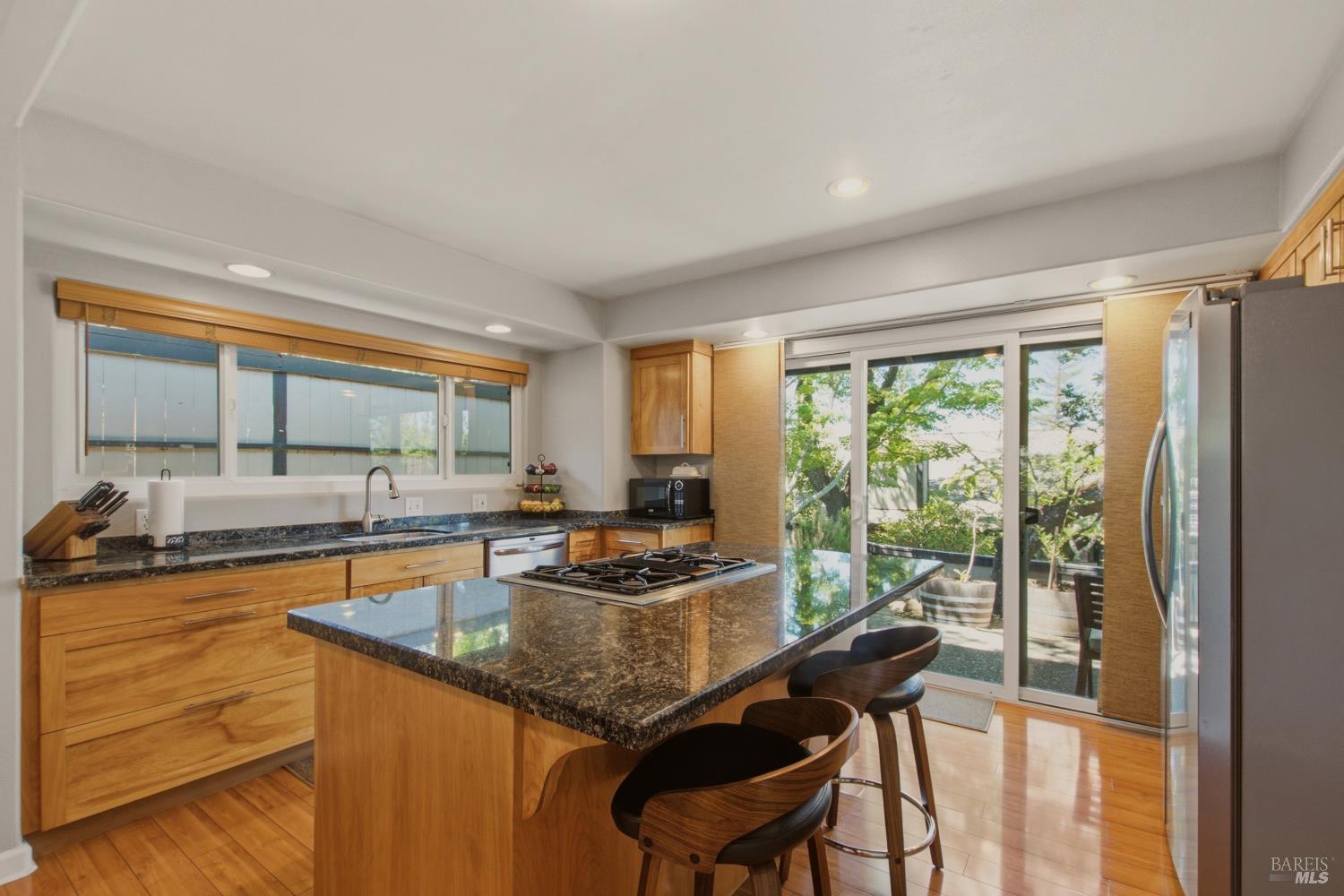 28 Elan Way — photo
