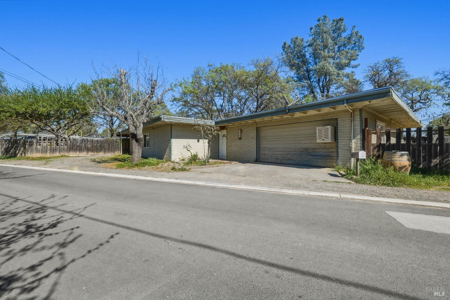 3676 Madrone Street — photo