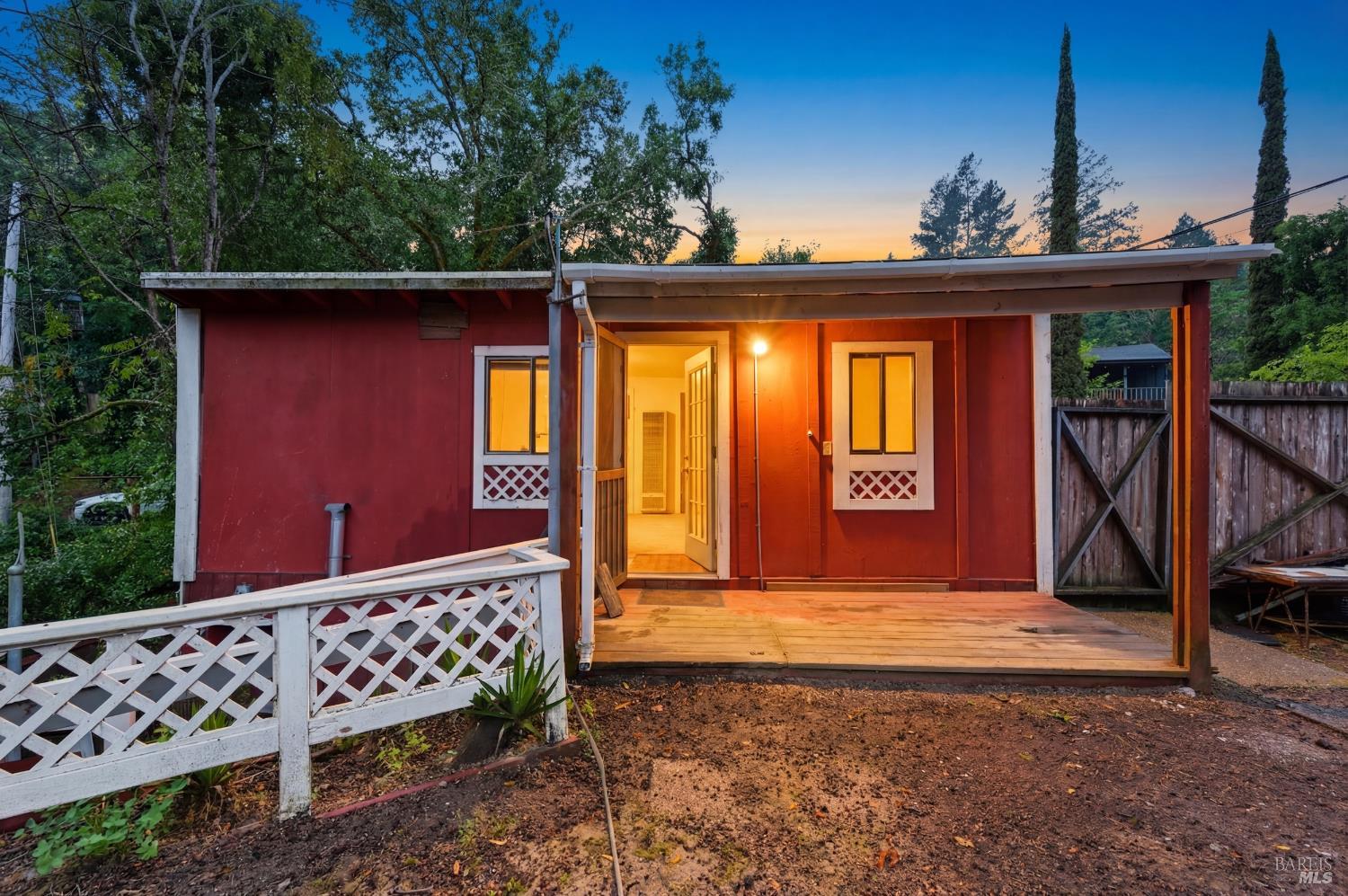 9489 Rio Vista Road — photo