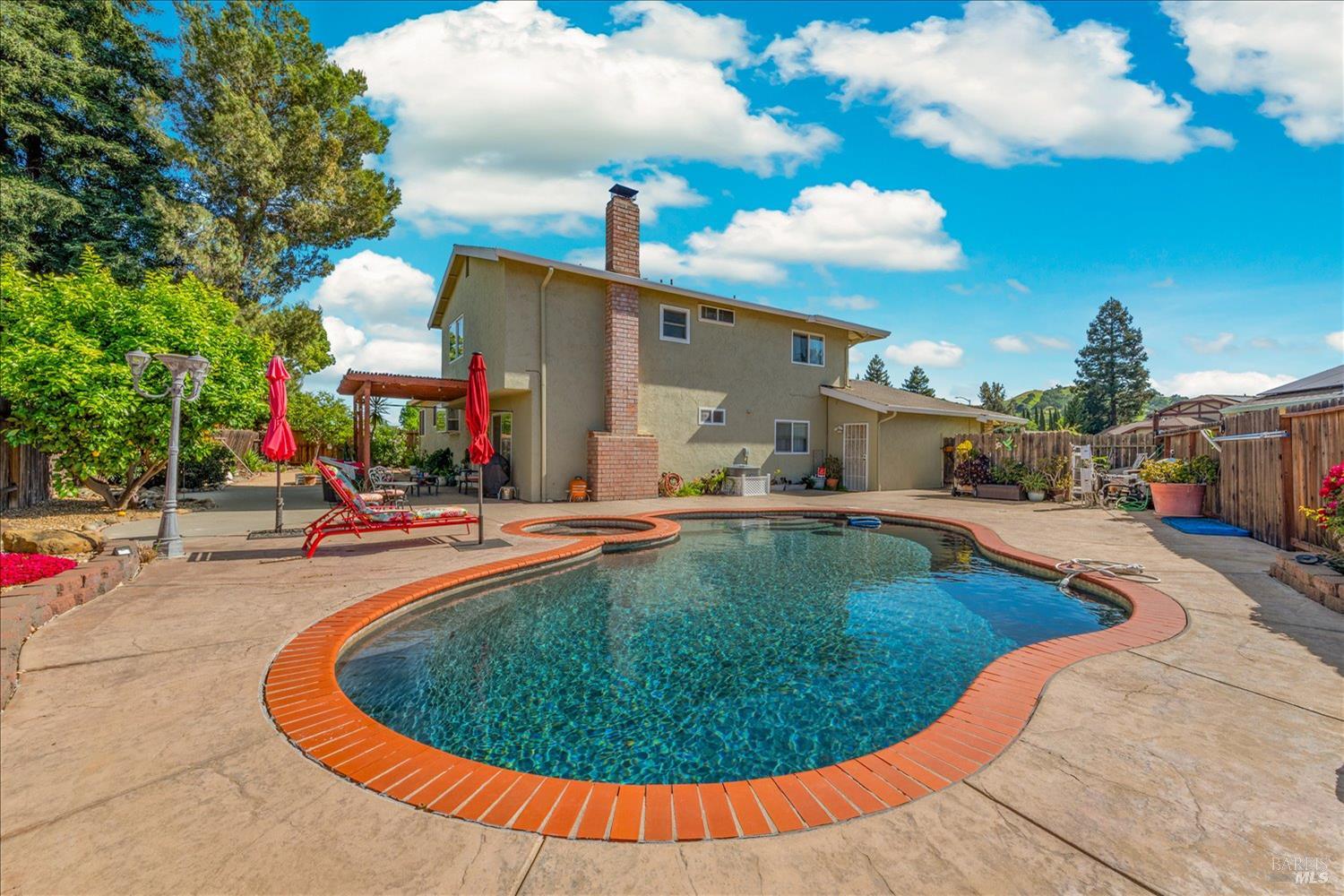 636 Tiburon Court — photo