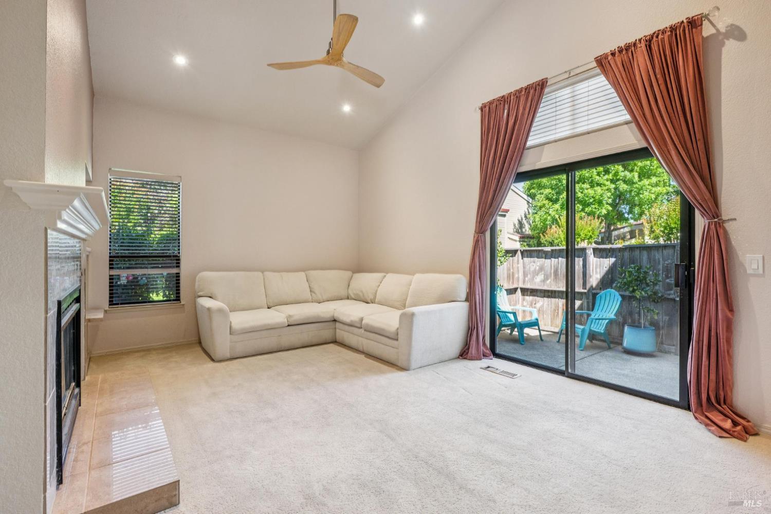 4704 Shade Tree Lane, Santa Rosa, CA 95405 — photo 2