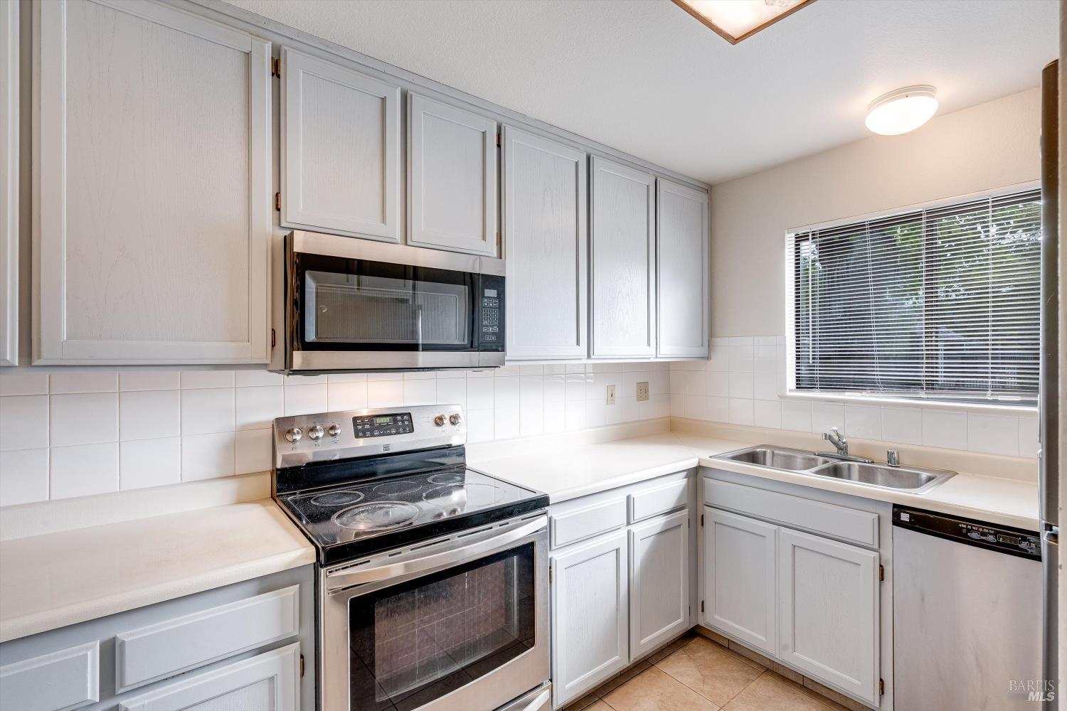 121 Elbridge Avenue #B — photo