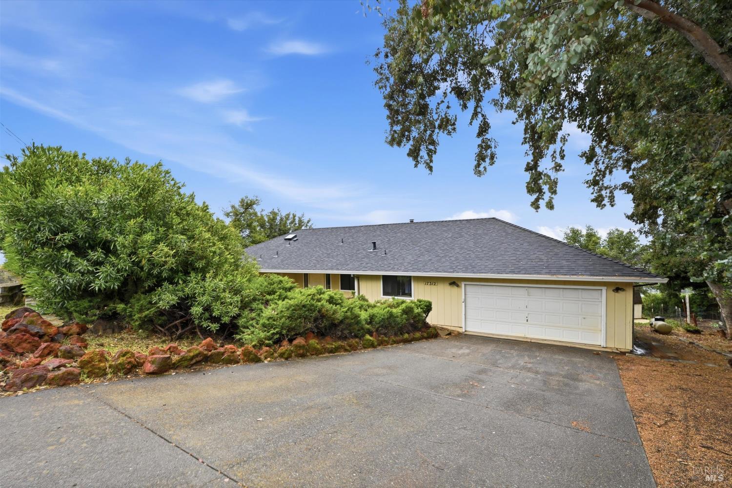 17312 Greenridge Road — photo