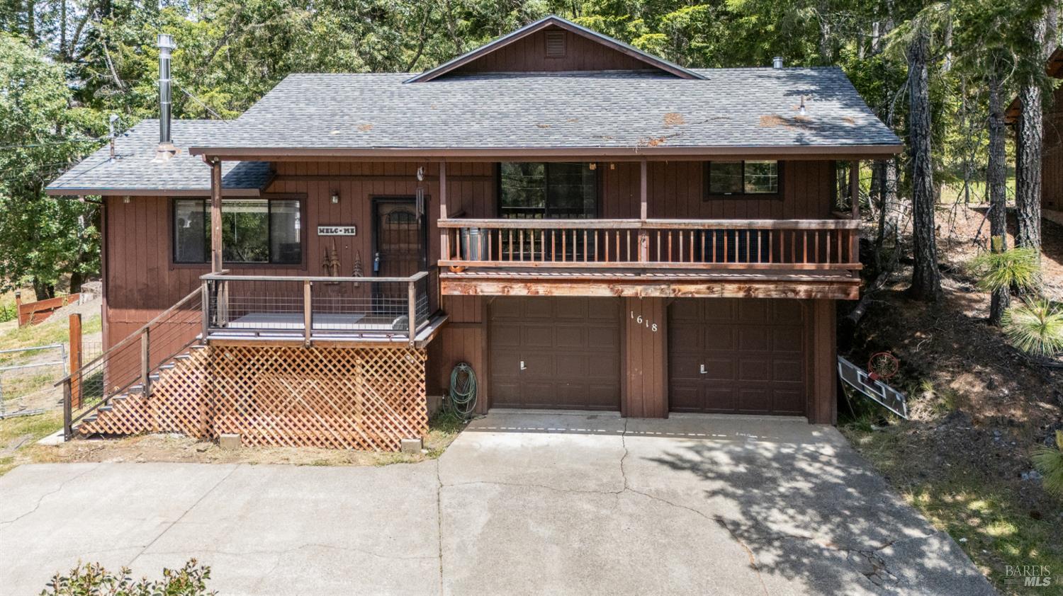 1618 Daphne Drive — photo