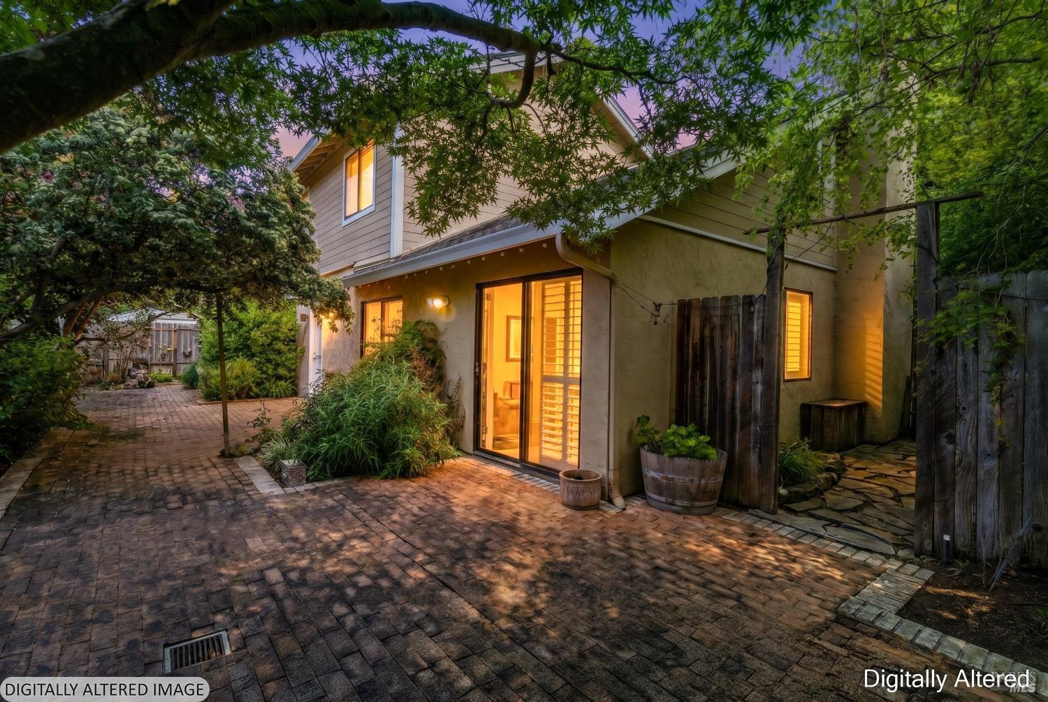 528 Laurel Court — photo