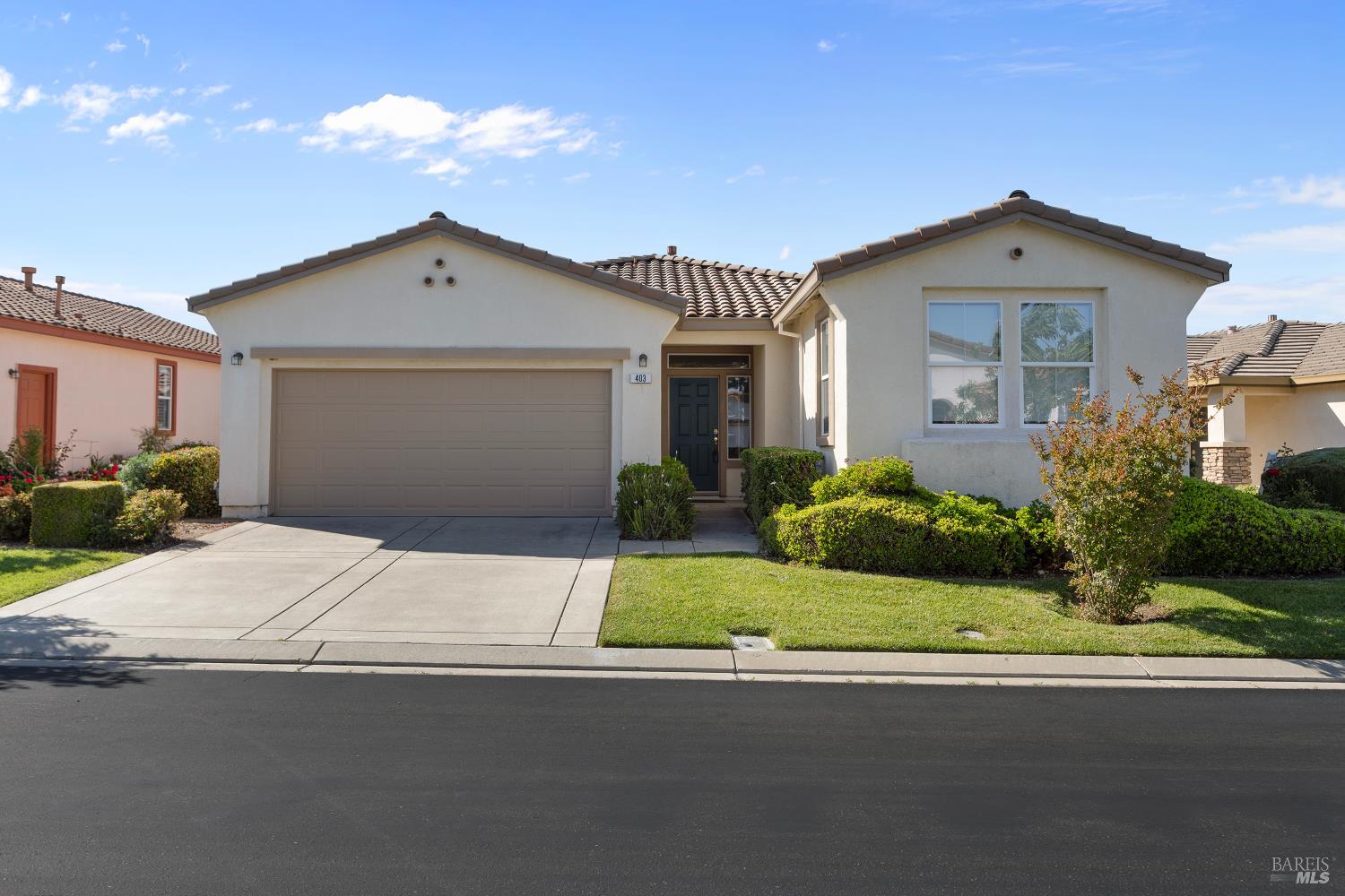 403 Bay Oaks Way — photo