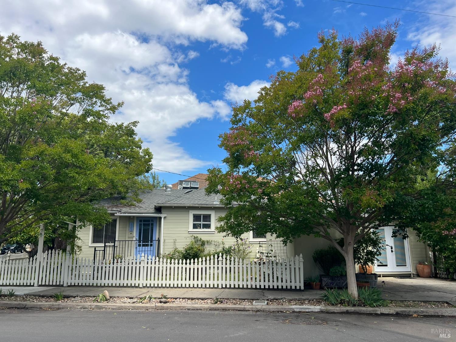 1140 G Street — photo